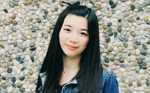行业内精英求职导师：Julies