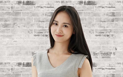 行业内精英求职导师：Ava