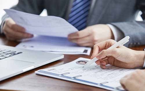 简历评估：HR如何通过简历判断求职者的稳定性