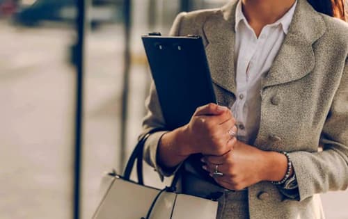 跳槽的注意事项：跳槽的最佳时机是什么时候